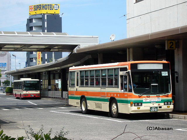 姫路22あ2001